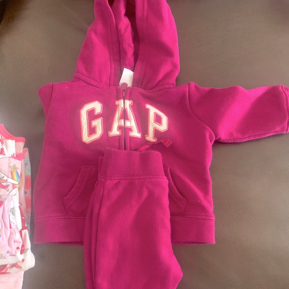 Burgundy Gap jogger 6-9 months